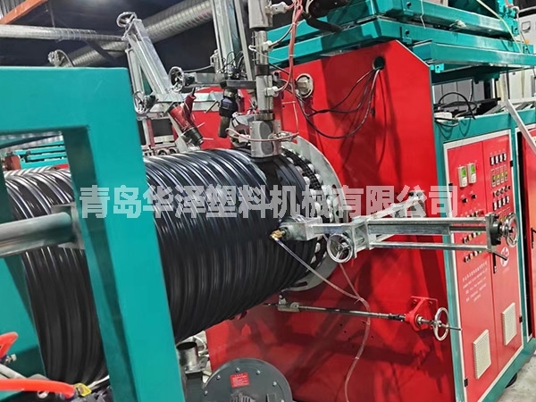 中空（kōng）壁塑鋼（gāng）纏繞設備